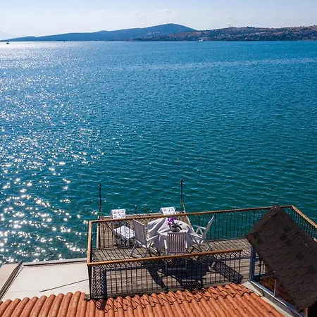 Pietra Bed & Breakfast 4*