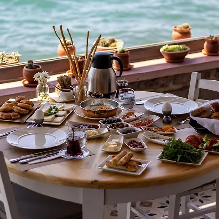 Bed & Breakfast Pietra Ayvalik