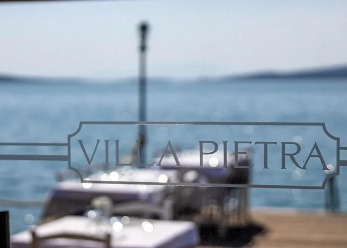 Pietra Bed & Breakfast 4*